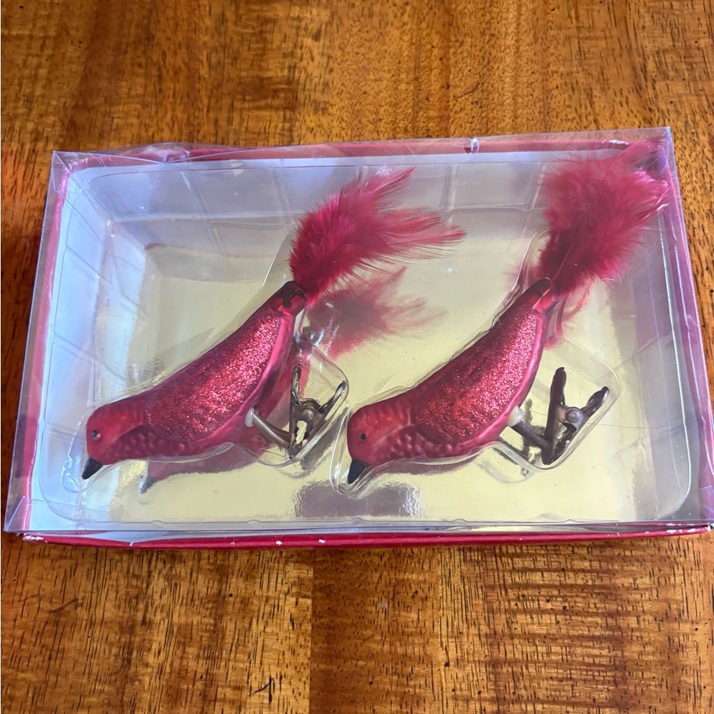 Holiday Style Glass Festive Cardinal Ornaments 2 Sets 4 Birds - Red and Gold - Picture 4 of 5